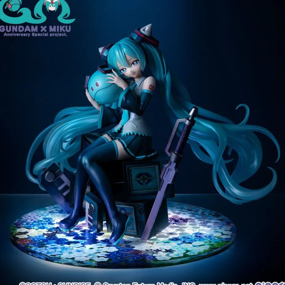 GUNDAM X HATSUNE MIKU – LUCREA MIKU X OO GUNDAM