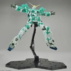 MG 1/100 UNICORN GUNDAM (LUMINOUS CRYSTAL BODY)